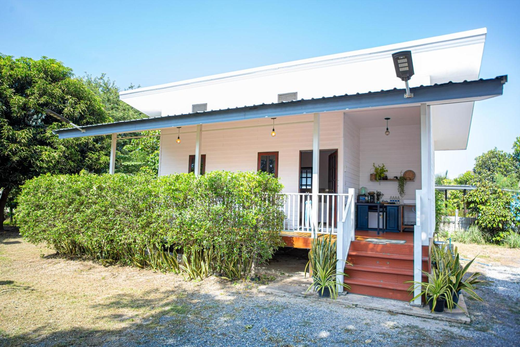 Vawa Guesthouse 칸차나부리 외부 사진